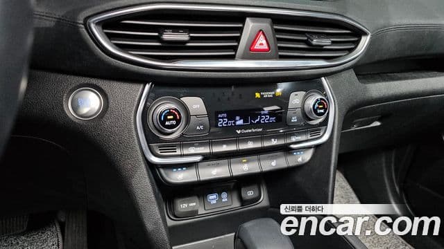 Hyundai Santa Fe TM Exclusive, 2019 17