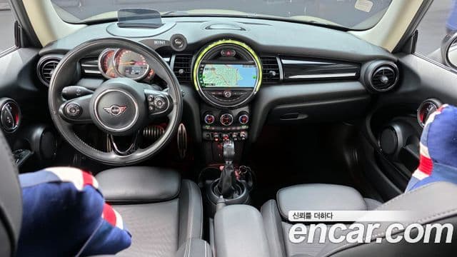 Mini Cooper 3세대, 2019 7