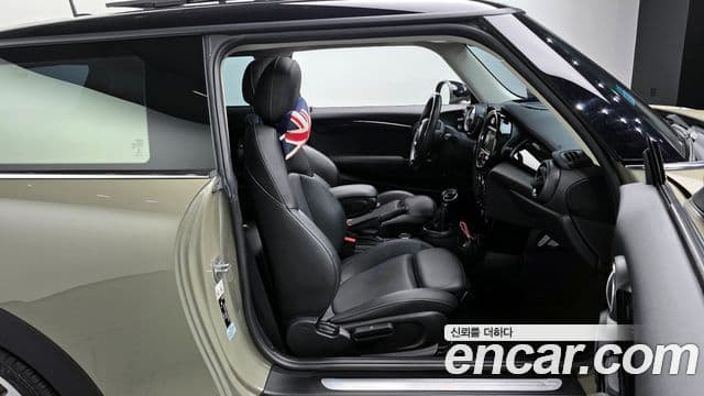 Mini Cooper 3세대, 2019 10