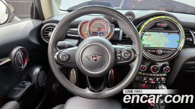 Mini Cooper 3세대, 2019 13