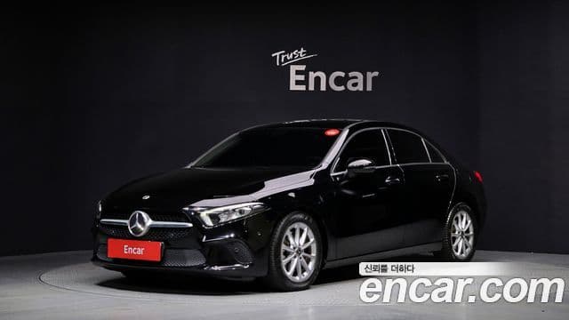 Mercedes-Benz A-класс W177 A220 седан, 2020 1