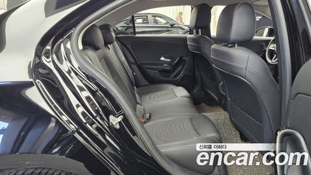 Mercedes-Benz A-класс W177 A220 седан, 2020 12