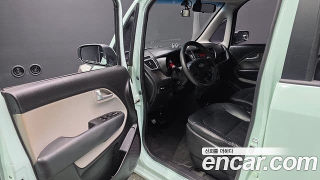 Kia Ray Deluxe, 2012 10