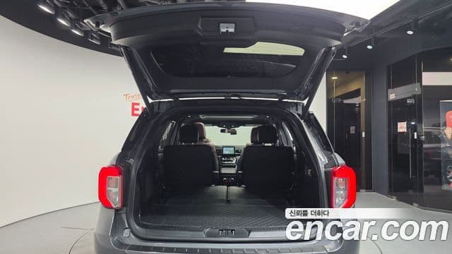 Ford Explorer 6세대 3.0 Platinum 4WD, 2021 20