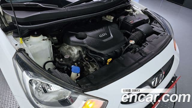 Hyundai Accent(новый кузов / новое поколение) 1.6 GDI top, 2012 6