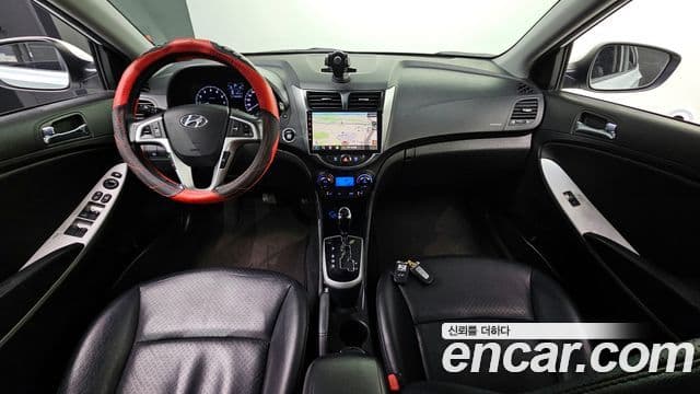 Hyundai Accent(новый кузов / новое поколение) 1.6 GDI top, 2012 7