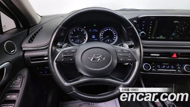 Hyundai Sonata (DN8) Premium Family, 2020 13
