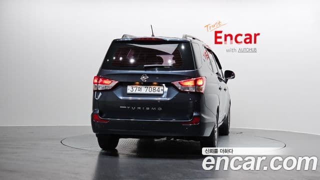 KG모빌리티(SsangYong) Korando 투리스모 4WD Extreme 9인승, 2015 4