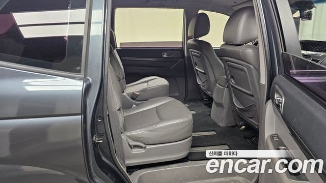 KG모빌리티(SsangYong) Korando 투리스모 4WD Extreme 9인승, 2015 12