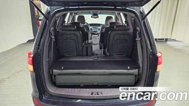 KG모빌리티(SsangYong) Korando 투리스모 4WD Extreme 9인승, 2015 20