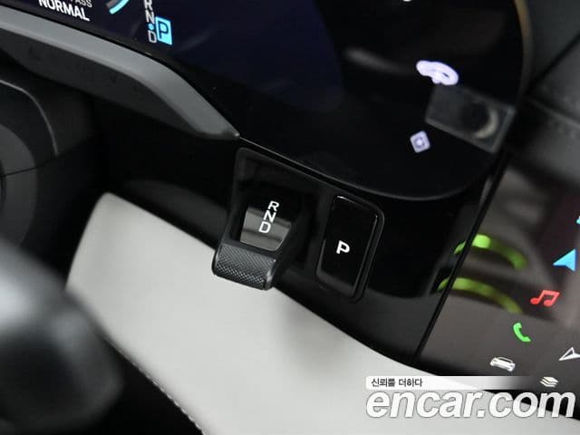 Porsche 타이칸 турбо, 2025 9