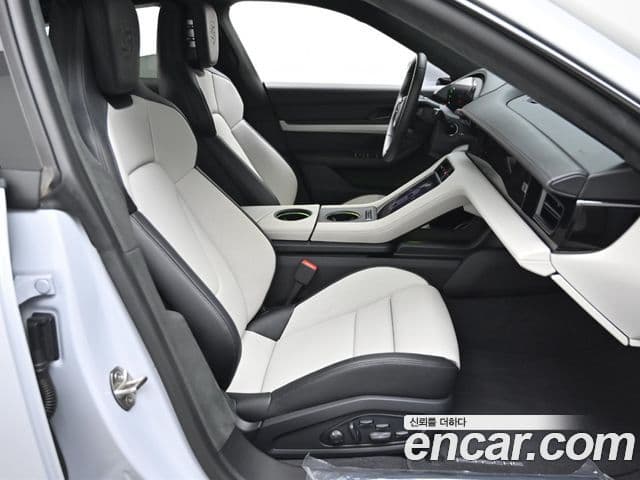 Porsche 타이칸 турбо, 2025 10