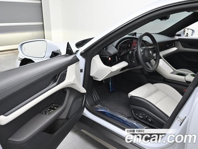 Porsche 타이칸 турбо, 2025 11