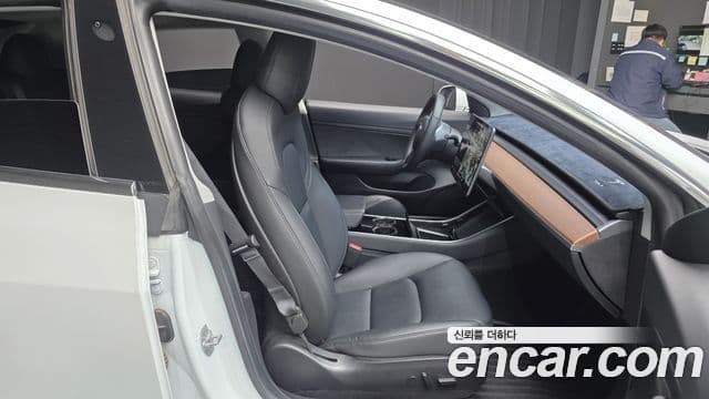 Tesla модель 3 Standard Range Plus, 2020 12