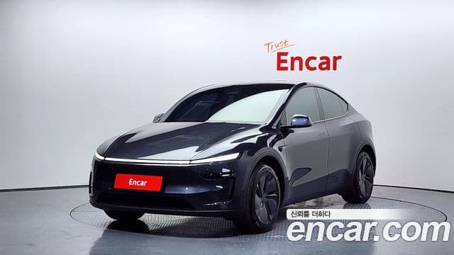 Tesla модель Y, 2025 1