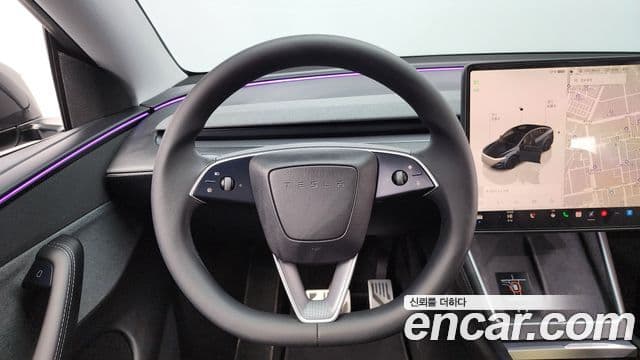 Tesla модель Y, 2025 13