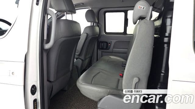 Hyundai The / новый New Grand Starex Modern, 2019 12