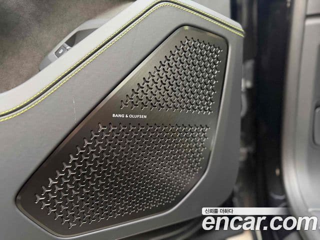 Lamborghini Urus 4.0 V8 SE, 2026 10