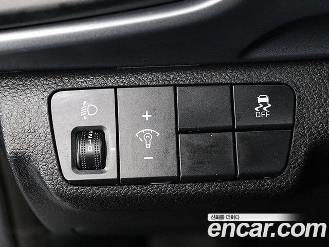 Kia Stonic Trendy, 2018 12