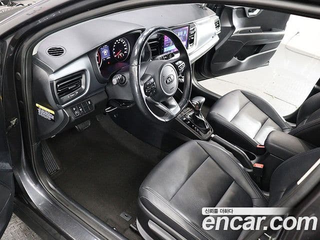 Kia Stonic Trendy, 2018 17