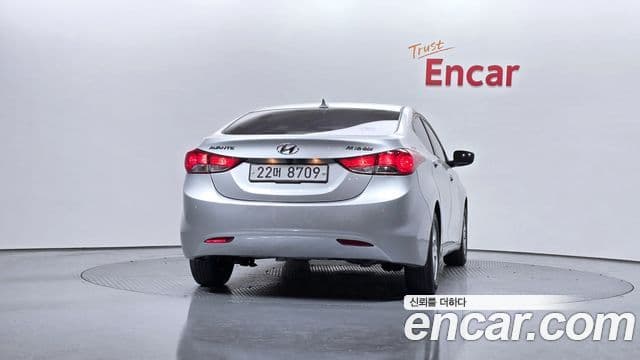 Hyundai Avante MD Luxury, 2012 4