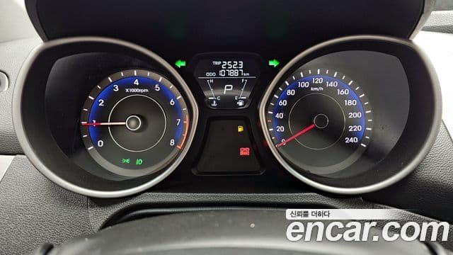 Hyundai Avante MD Luxury, 2012 8