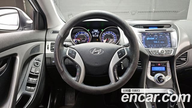 Hyundai Avante MD Luxury, 2012 13