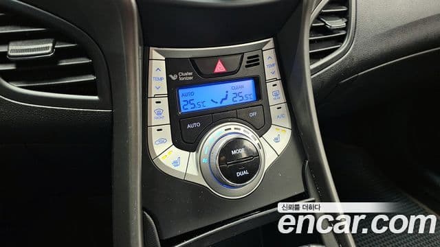 Hyundai Avante MD Luxury, 2012 15