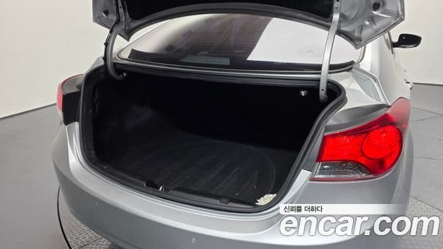 Hyundai Avante MD Luxury, 2012 20