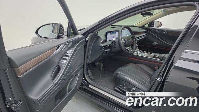 Genesis G80 (RG3) бензин 3.5 турбо AWD, 2025 10