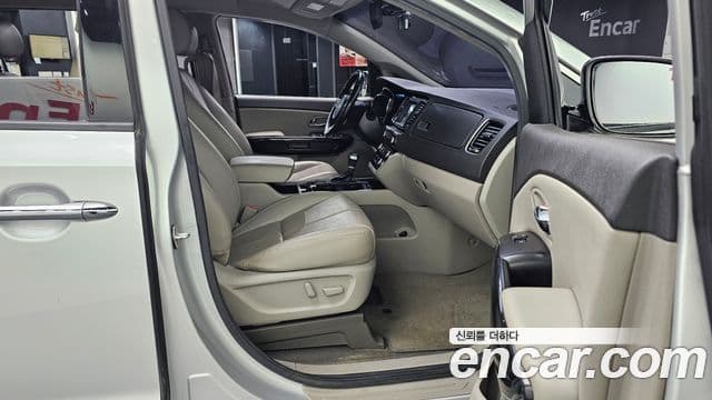 Kia All New Carnival Noblesse, 2017 11