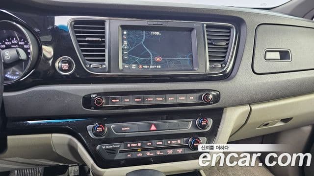 Kia All New Carnival Noblesse, 2017 14