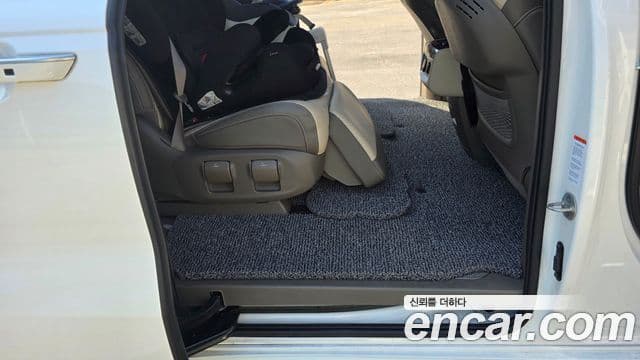 Kia Carnival 4세대 Signature, 2022 13