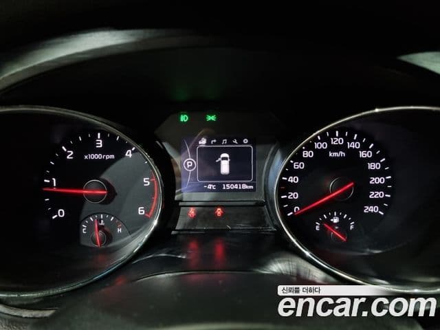 Kia All New Carnival Luxury, 2016 7