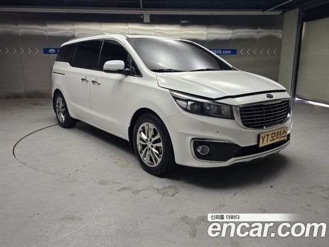 Kia All New Carnival Noblesse, 2016 3