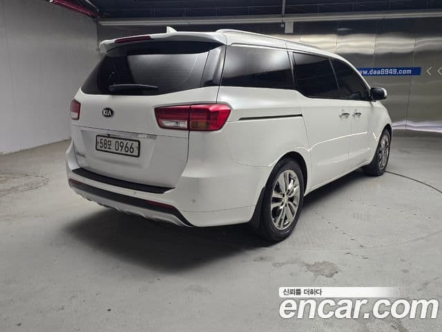 Kia All New Carnival Noblesse, 2016 6