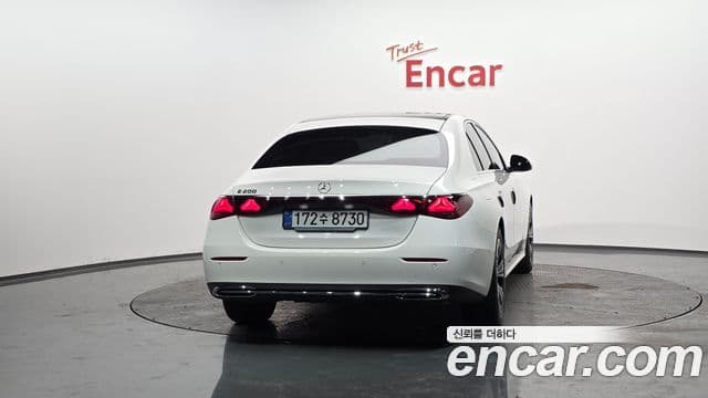 Mercedes-Benz E-класс W214 Avantgarde, 2025 4