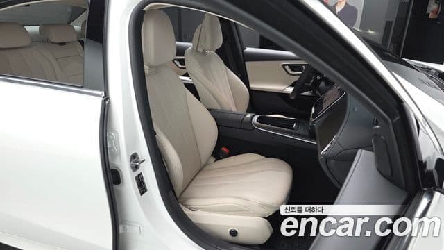 Mercedes-Benz E-класс W214 Avantgarde, 2025 10