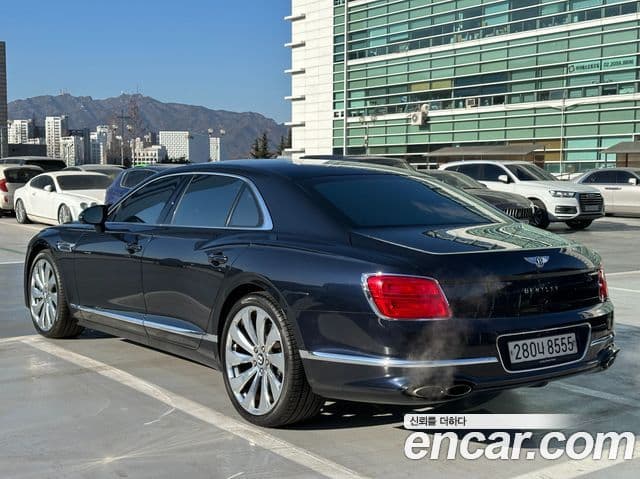 Bentley Flying Spur 3세대, 2021 2