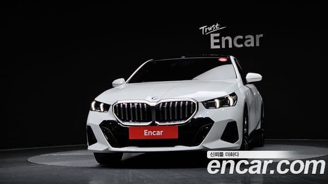 BMW 5시리즈 (G60) 530i xDrive M Sport, 2024 3