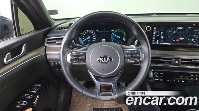 Kia K5 гибрид 3세대 Noblesse, 2020 13