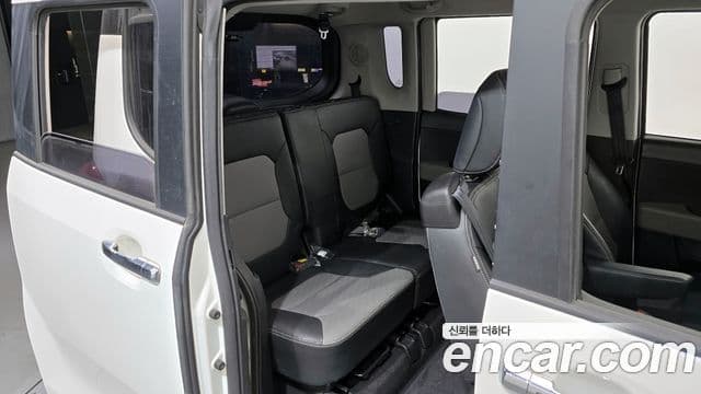 Kia The / новый New Ray Prestige, 2021 12