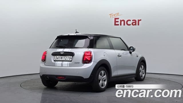 Mini Cooper 3세대, 2020 2