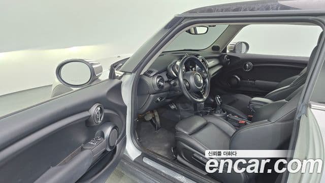 Mini Cooper 3세대, 2020 10