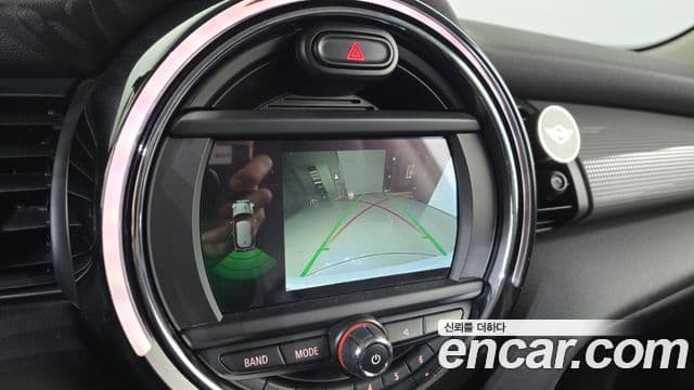 Mini Cooper 3세대, 2020 15