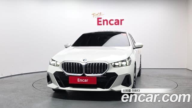 BMW 5시리즈 (G60) 530i xDrive M Sport, 2024 3
