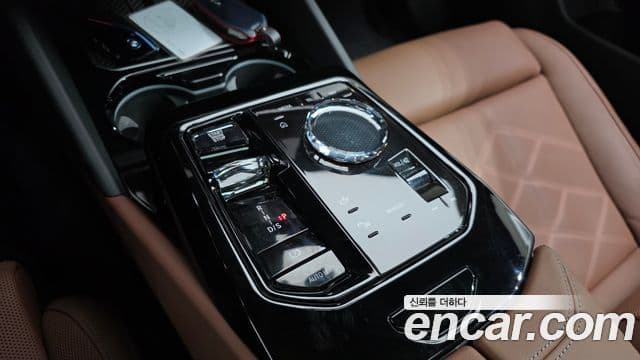 BMW 5시리즈 (G60) 530i xDrive M Sport, 2024 9