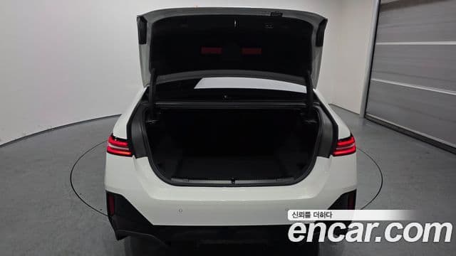 BMW 5시리즈 (G60) 530i xDrive M Sport, 2024 20