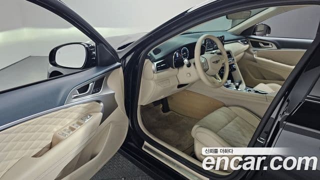 Genesis The / новый New G70, 2025 11