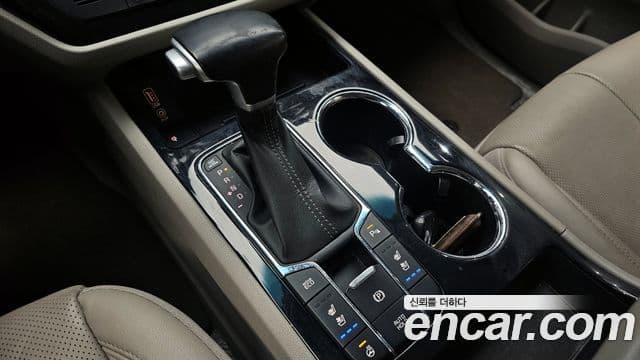 Kia The / новый New Carnival Special, 2020 9